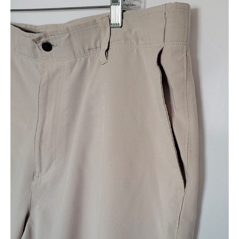 Callaway Men's Stretch Performance Golf Shorts in Pearl Khaki Mens: XL - Picture 5 of 11